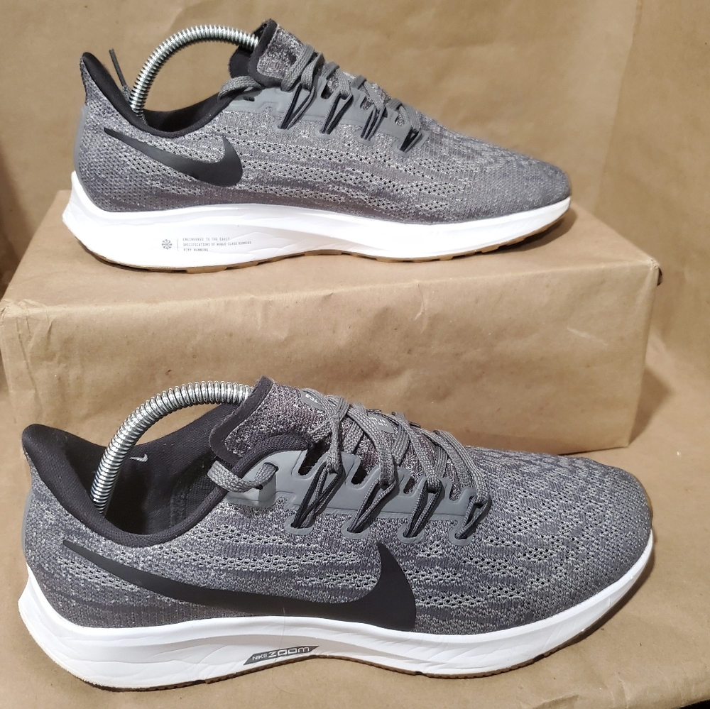 Nike Womens Air Zoom Pegasus 36